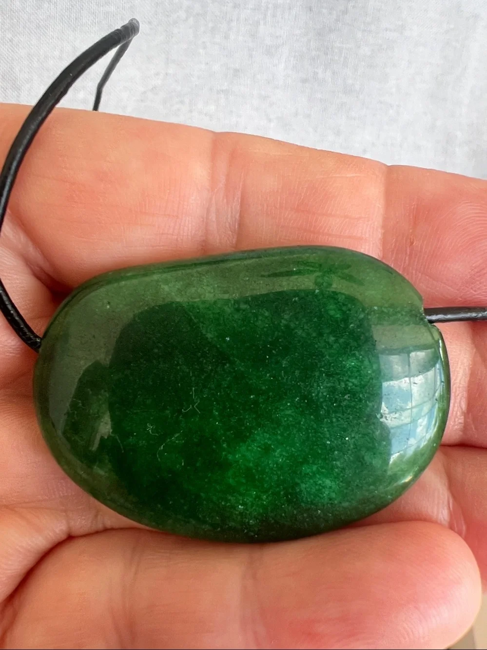 Camila Coelho Green Semi-precious stone pendant leather cord  necklace  NWT